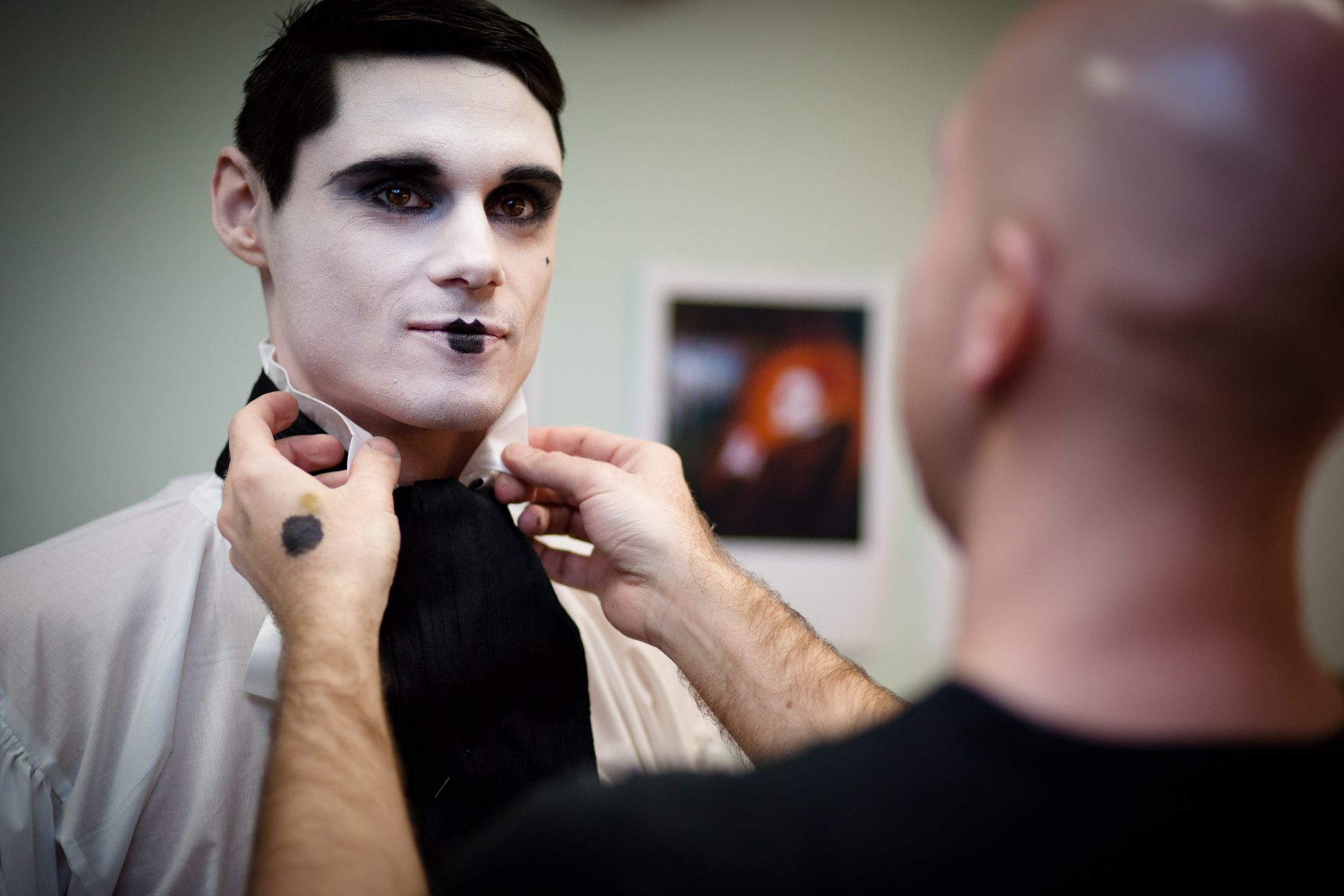 Make-up artists body painters for events dandy make-up men