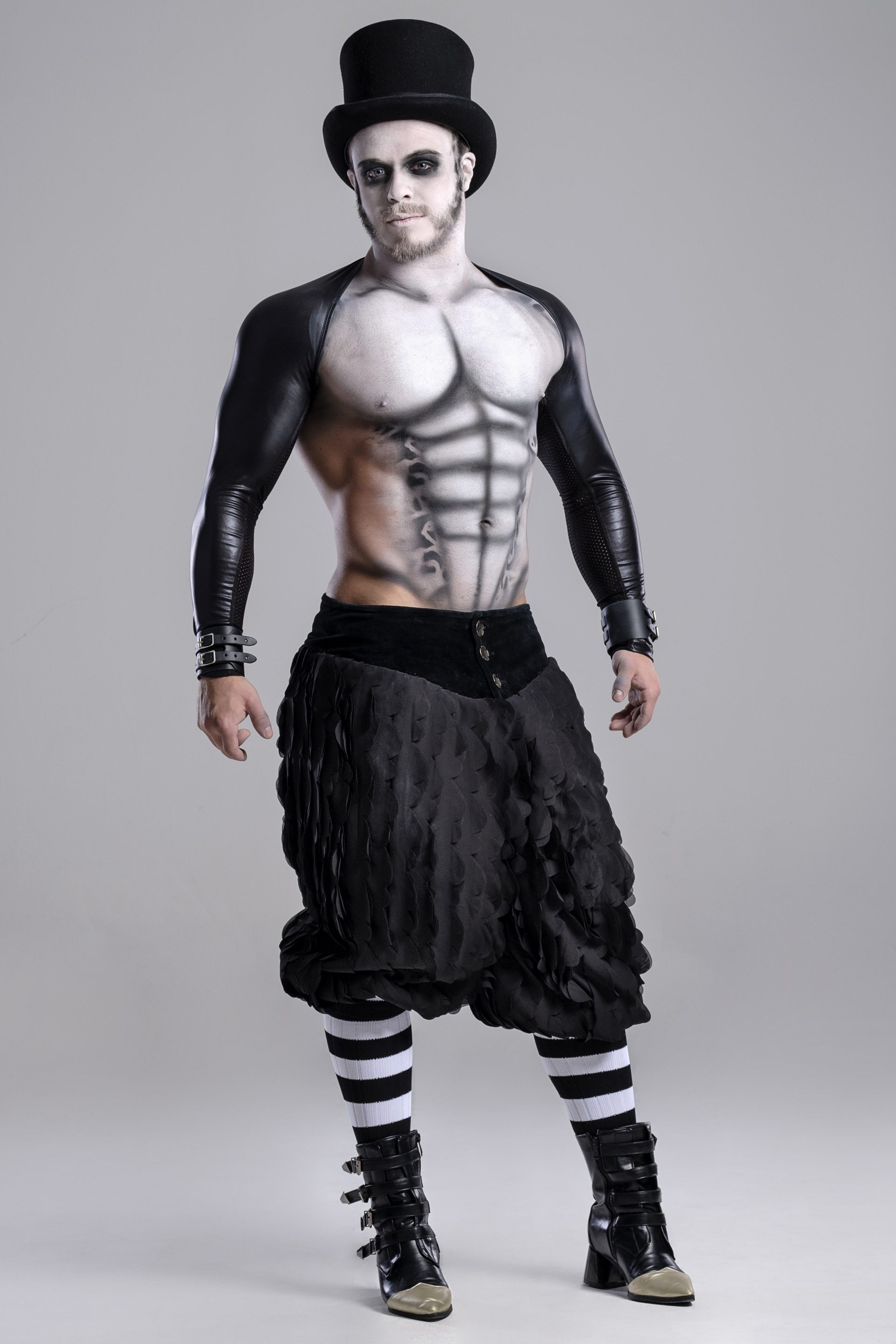 body painted Acrobat for circus party book circus acts for events