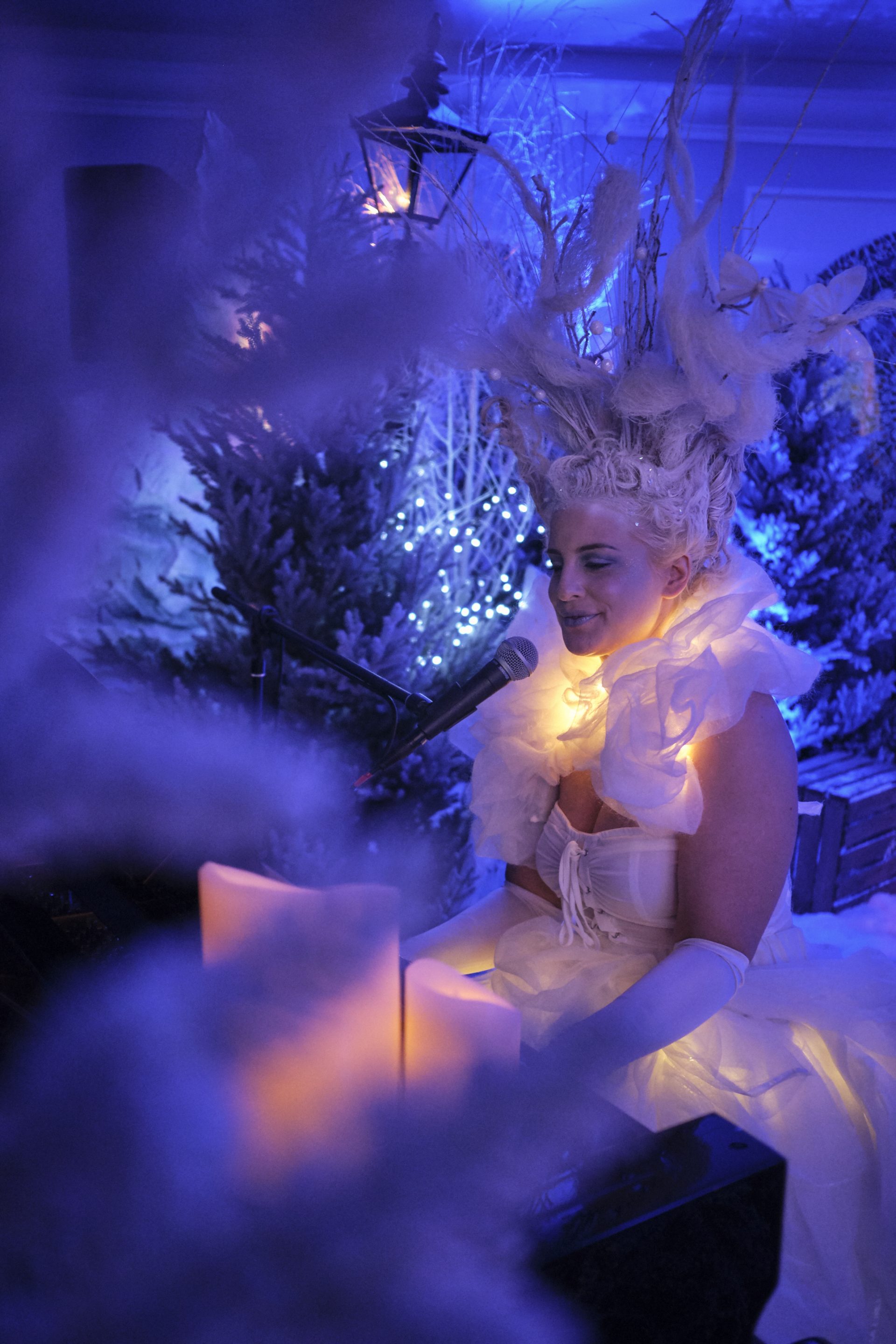 Narnia themed ice queen pianist vocalist act entertainment for xmas party