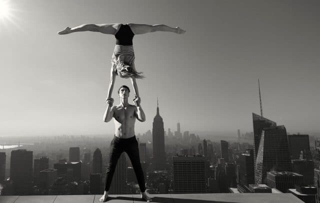 Acrobalance duo